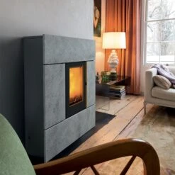 Pelletofen MCZ RAY Comfort Air 8 UP! M1 (7,8 KW) 13 Pelletofen MCZ RAY Comfort Air 8 UP! M1 (7,8 KW) -Ofen Experte Verkäufe MCZ Ray amb 02 1280x1280